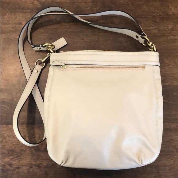 COACH Ashely Cream Carry All Satchel A1381-F20114 - Picture 4 of 7